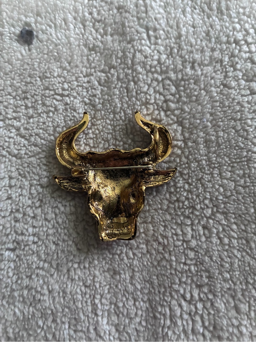Ox Taurus Bull Zodiac Lunar New Year Gold Alloy Pin Brooch Jewelry - Picture 2 of 2